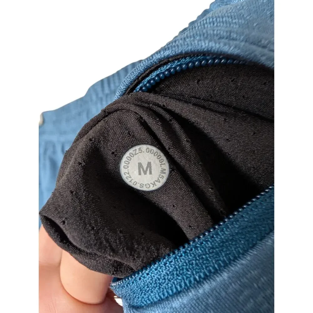 Lululemon License To Train Jogger Pants Mens Size Medium LM5AKGS Blue Camo